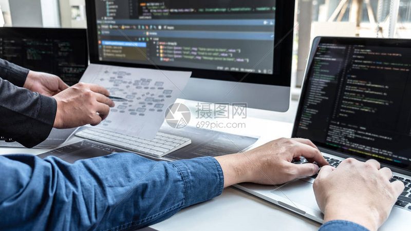 小程序开发行业解决方案：揭秘其背后的技术逻辑与趋势